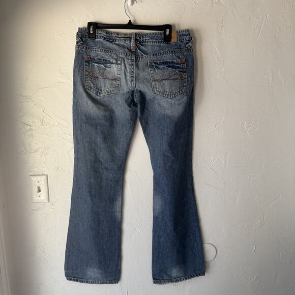 Maurices Y2k Jeans 9/10 Blue Denim Bootcut Mid Rise Distressed Pockets - Picture 8 of 10